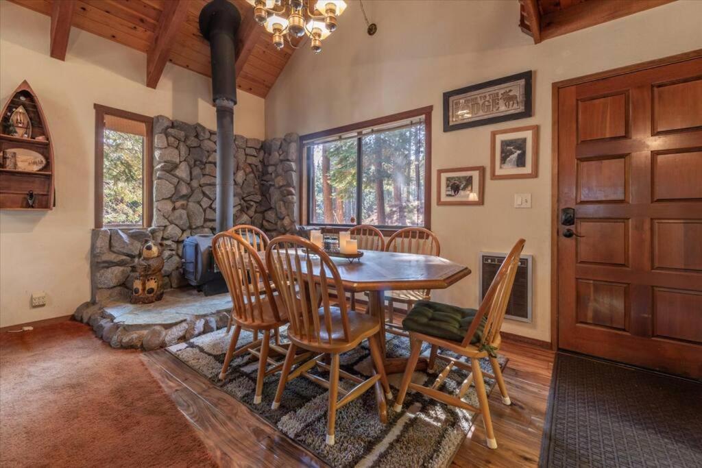 3Br Tahoe Donner Cabin With Hoa Perks Like Pools Hot-Tub Minutes To Trails Lake Golf Truckee Bagian luar foto